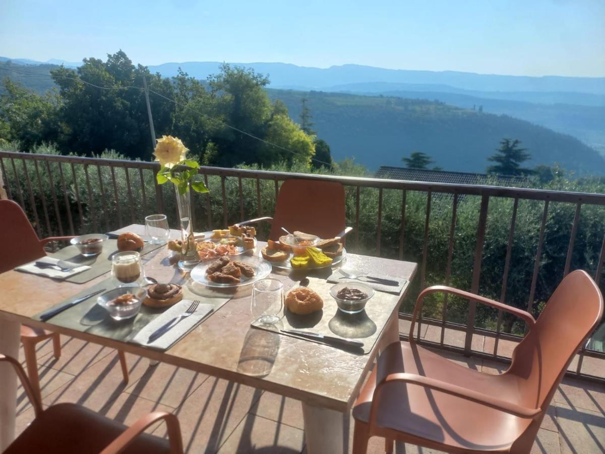 Bed and Breakfast La Terrazza In Collina à Cavalo Extérieur photo