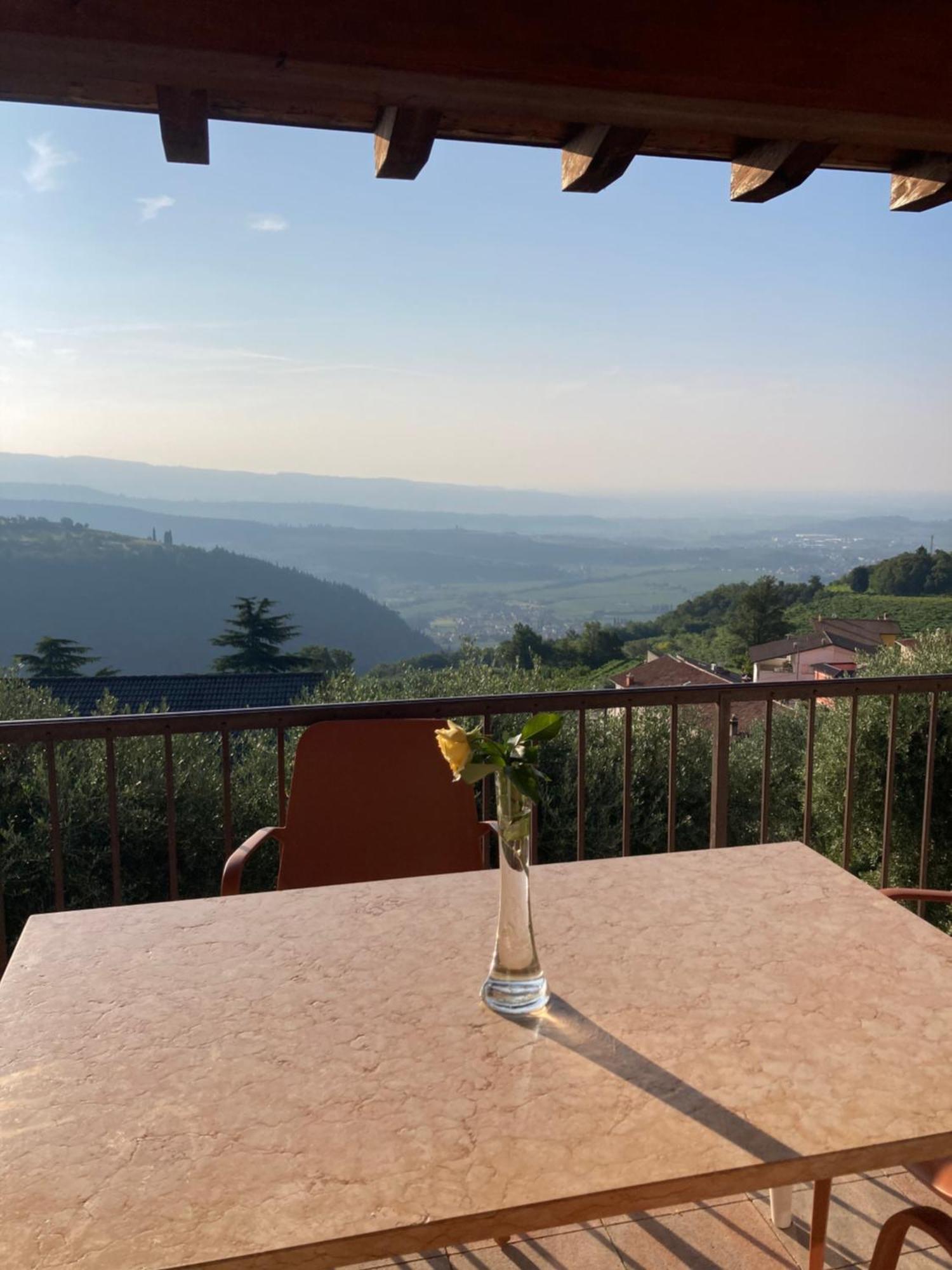 Bed and Breakfast La Terrazza In Collina à Cavalo Extérieur photo